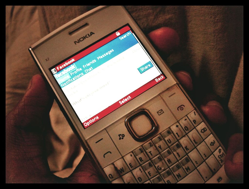 download pics art for nokia x2-01